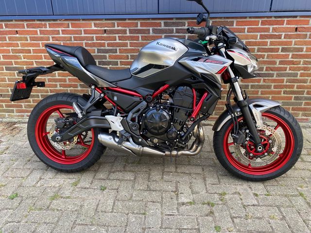 kawasaki - z650-abs