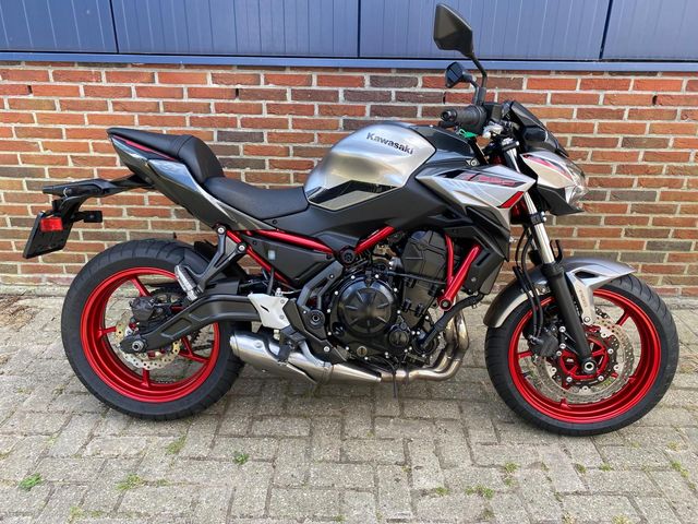 kawasaki - z650-abs