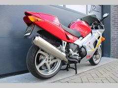 Honda VFR 800 FI 2000 occasion – foto 14 van 18
