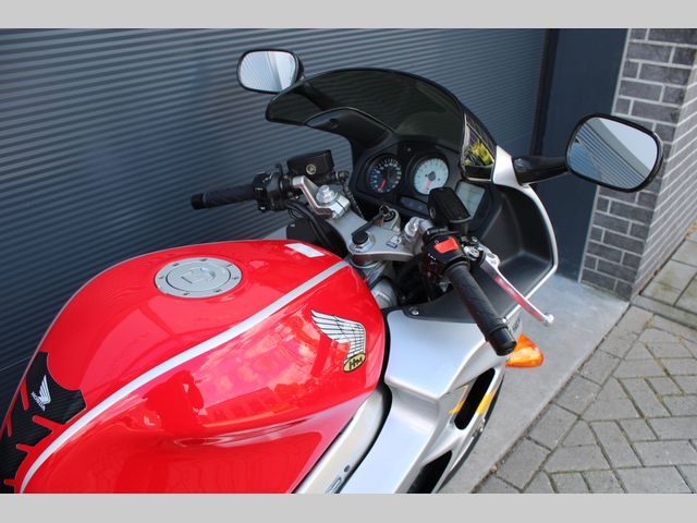 honda - vfr-800-fi