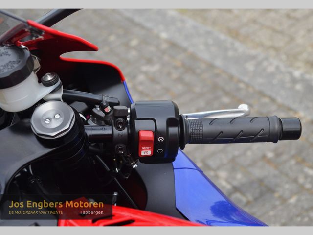 honda - cbr-1000-rr-r-fireblade