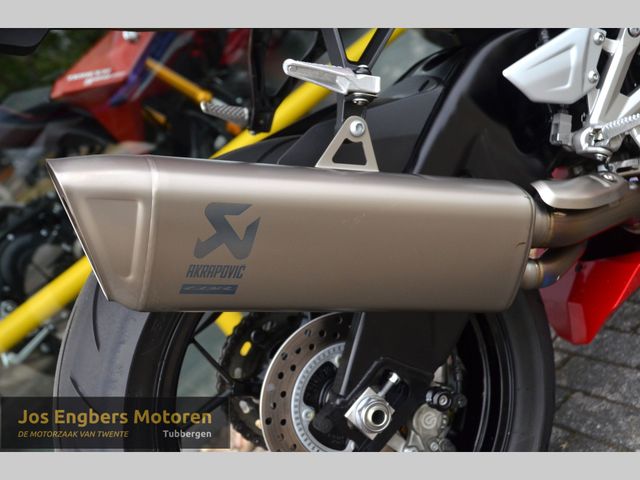 honda - cbr-1000-rr-r-fireblade