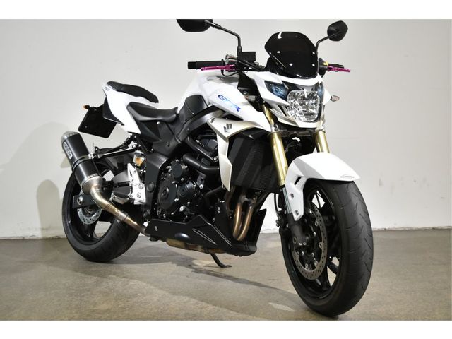 suzuki - gsr-750-a-street-extreme
