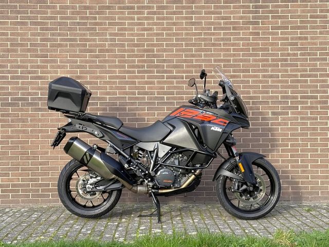 ktm - 1290-super-adventure-s