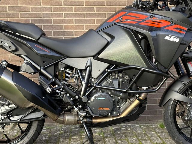 ktm - 1290-super-adventure-s