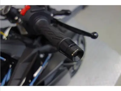 SUZUKI GSX-S 1000 – foto 4