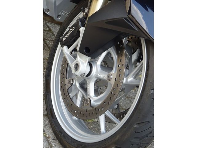 bmw - r-1200-rt-lc