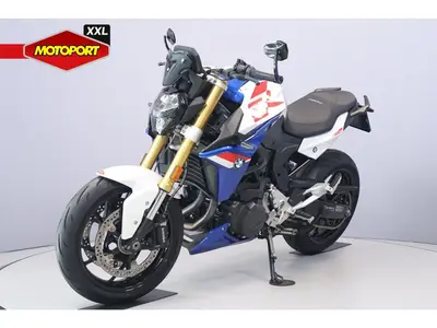 BMW F 900 R – foto 4