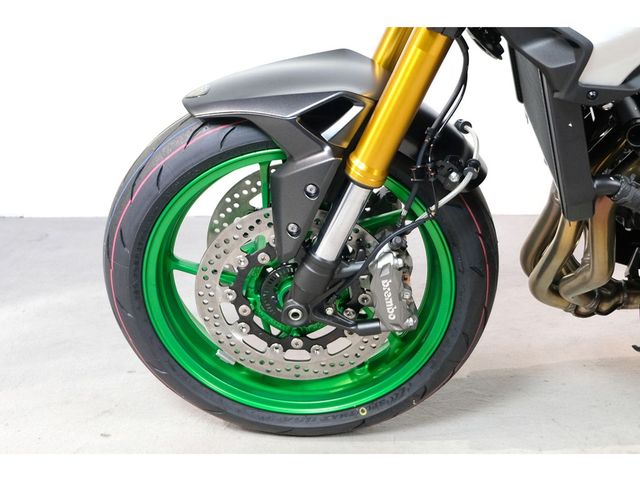 kawasaki - z900-se-performance