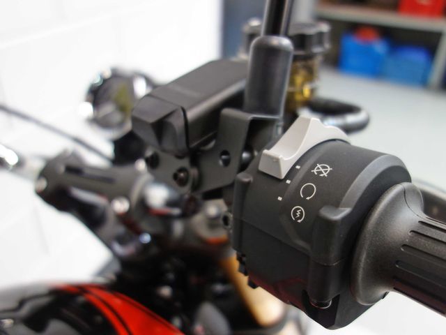 kawasaki - z900rs-se