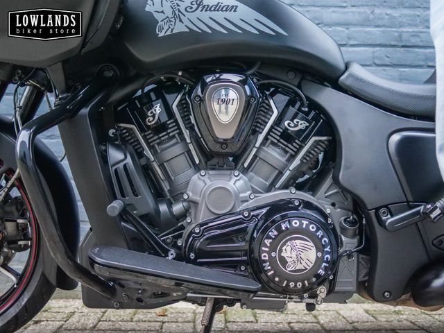 indian - challenger-dark-horse