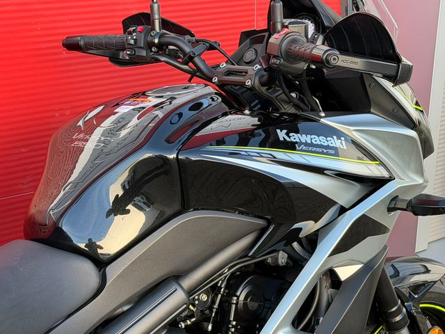 kawasaki - versys-650-abs