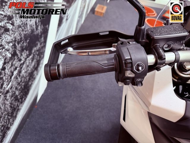 honda - x-adv