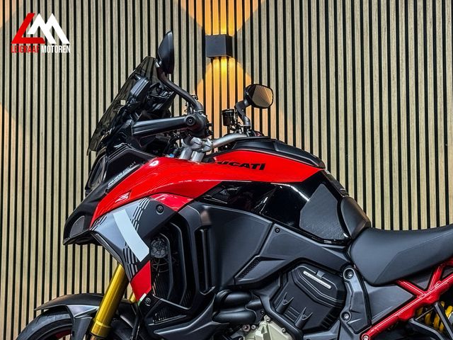 ducati - multistrada-v4-s-pikes-peak