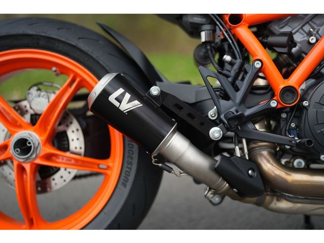 ktm - 1290-super-duke-r