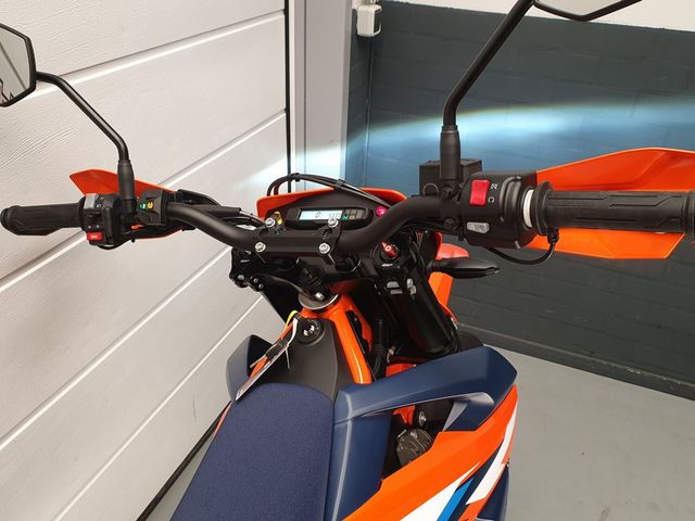 ktm - 690-smc-r