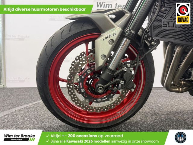 kawasaki - z900-performance