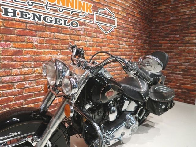 harley-davidson - heritage-softail-classic-flstc