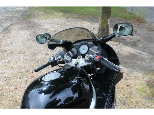 honda - vfr-750-f