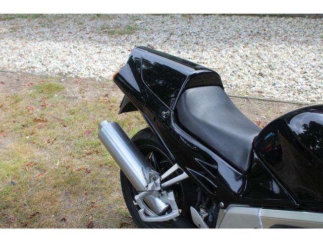 honda - vfr-750-f