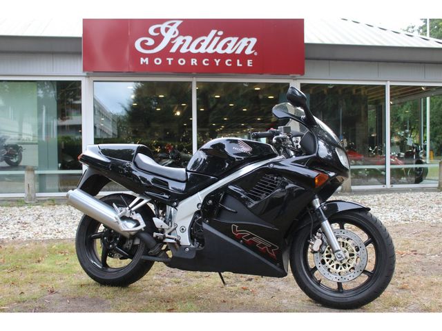honda - vfr-750-f