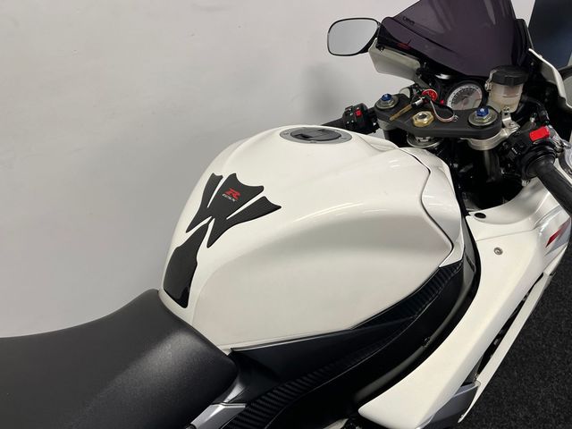 suzuki - gsx-r-750