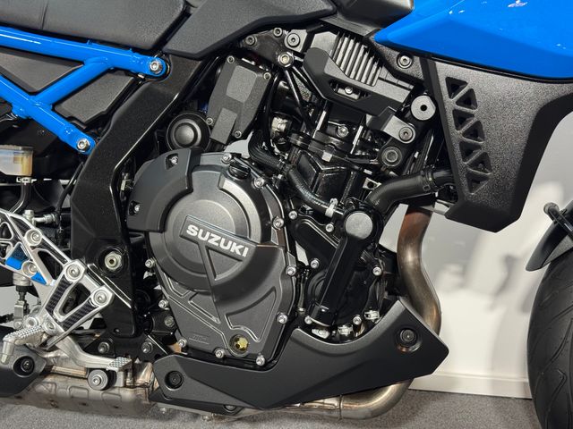 suzuki - gsx-8s