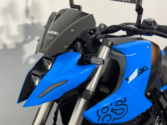 suzuki - gsx-8s