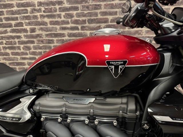 triumph - rocket-3-storm-r