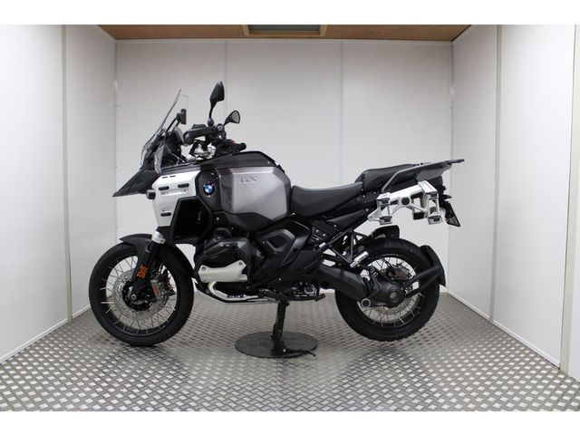 bmw - r-1300-gs-adventure