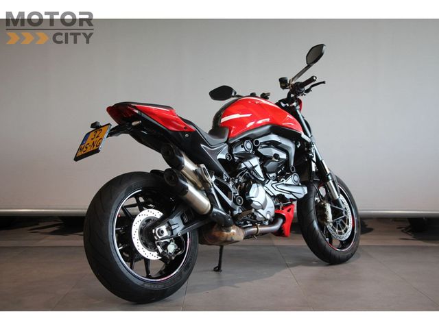 ducati - monster-plus