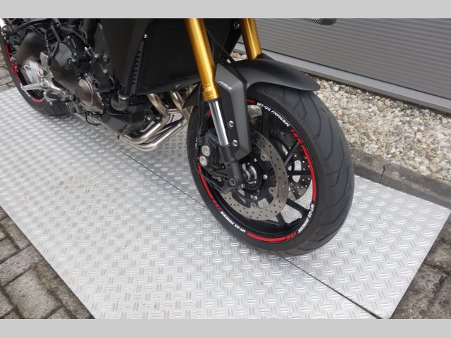 yamaha - tracer-900-abs
