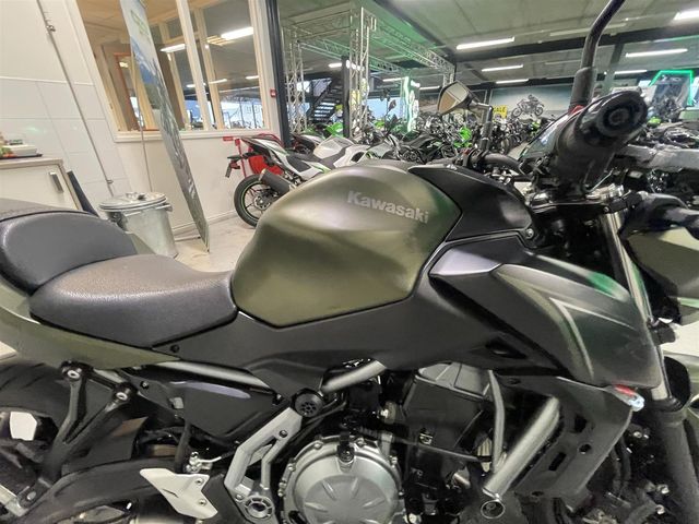 kawasaki - z650