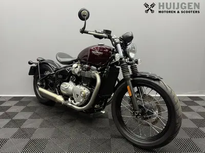 TRIUMPH BONNEVILLE BOBBER – foto 4