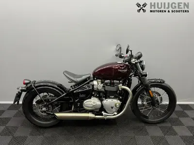 TRIUMPH BONNEVILLE BOBBER – foto 2