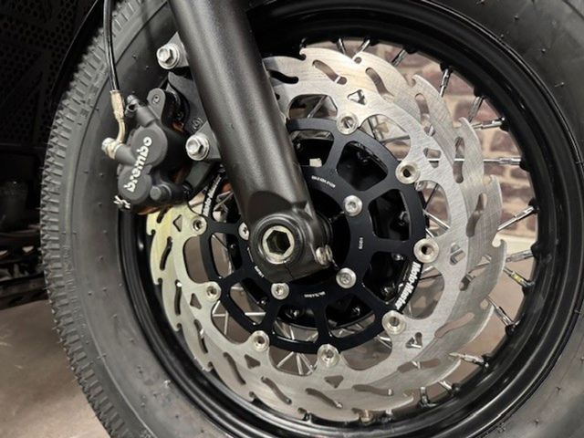 triumph - bonneville-bobber