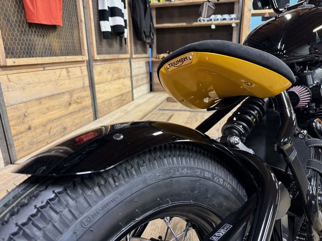 triumph - bonneville-bobber