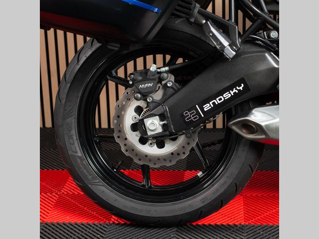kawasaki - versys-650-grand-tourer