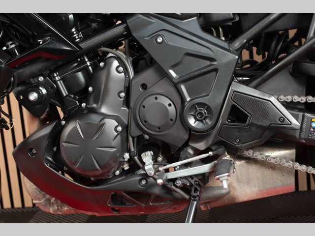 kawasaki - versys-650-grand-tourer