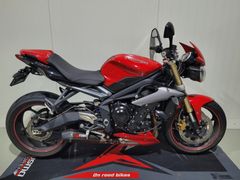TRIUMPH STREET TRIPLE 675