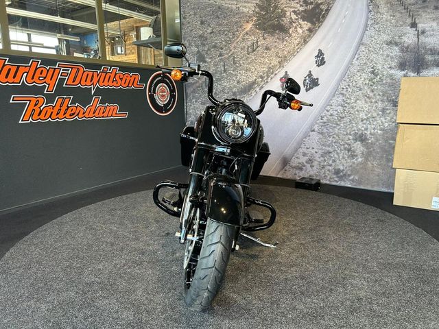 harley-davidson - roadking-special-114