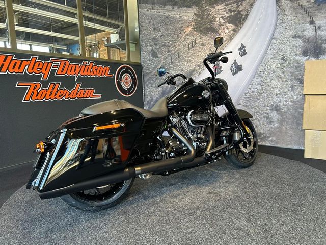 harley-davidson - roadking-special-114
