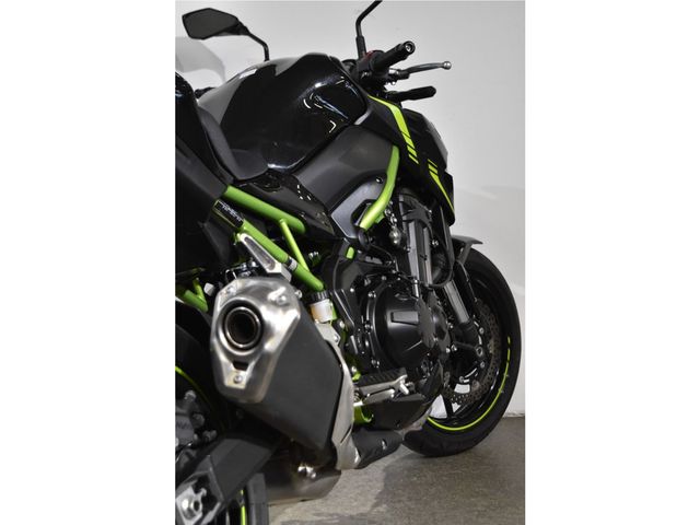 kawasaki - z900