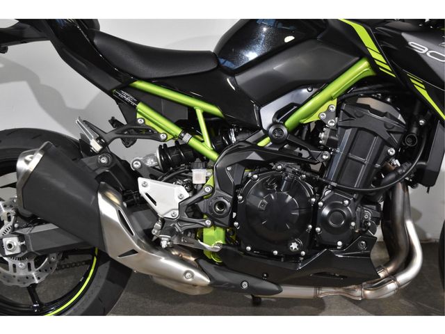 kawasaki - z900