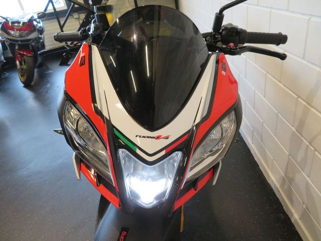 aprilia - tuono-v4-1100-factory