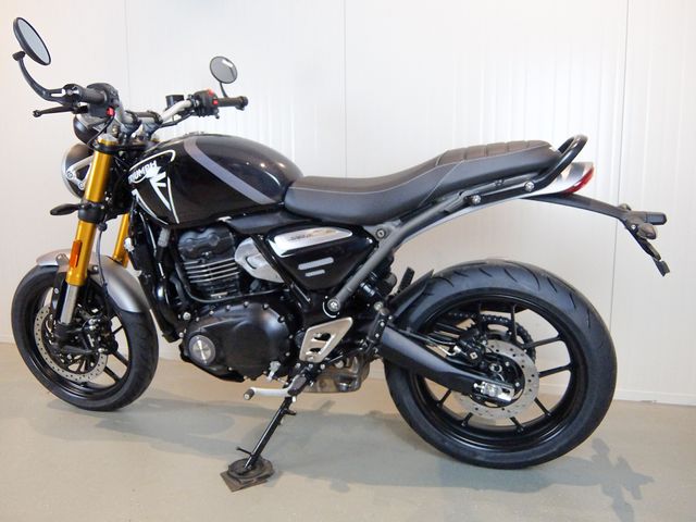 triumph - speed-400