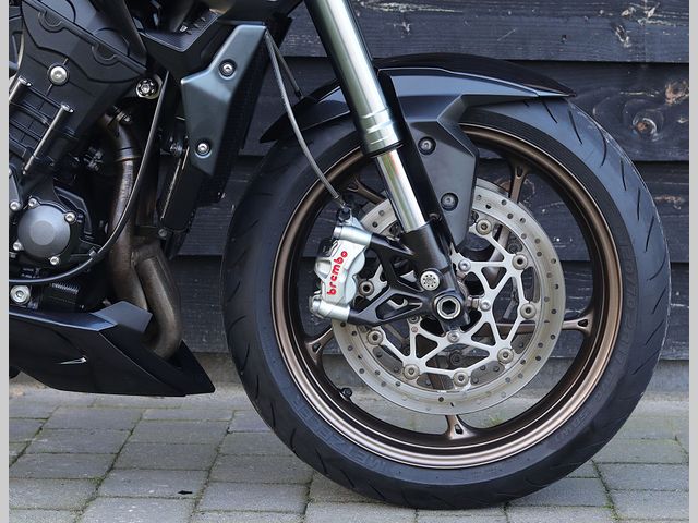 triumph - street-triple-rs