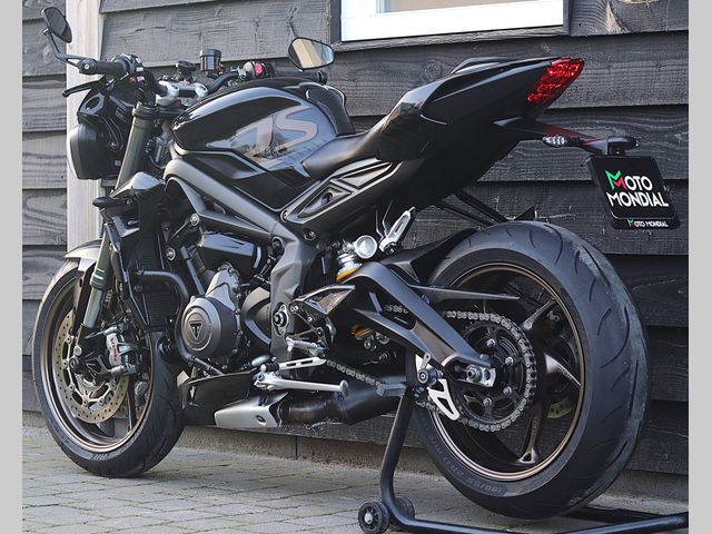 triumph - street-triple-rs