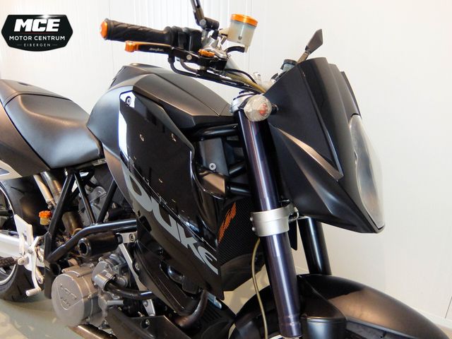 ktm - 990-super-duke
