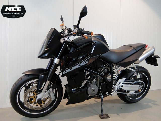 ktm - 990-super-duke